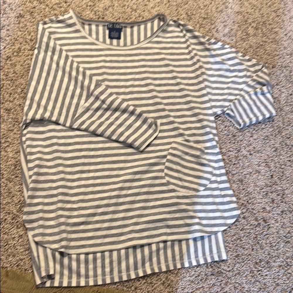 Casual Striped Gray Top Le Ligne
